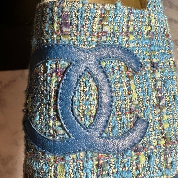 Chanel Leather & Tweed Espadrilles 40 - Picture 7 of 11